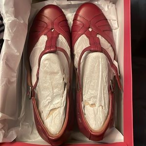 Rockport Angelina strapped heels in Bordeaux color. Never worn. 1.5” heel